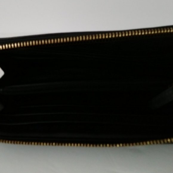 Michael Kors Signature Jet Set Tan  Long Zip Around Wallet - Picture 10 of 15